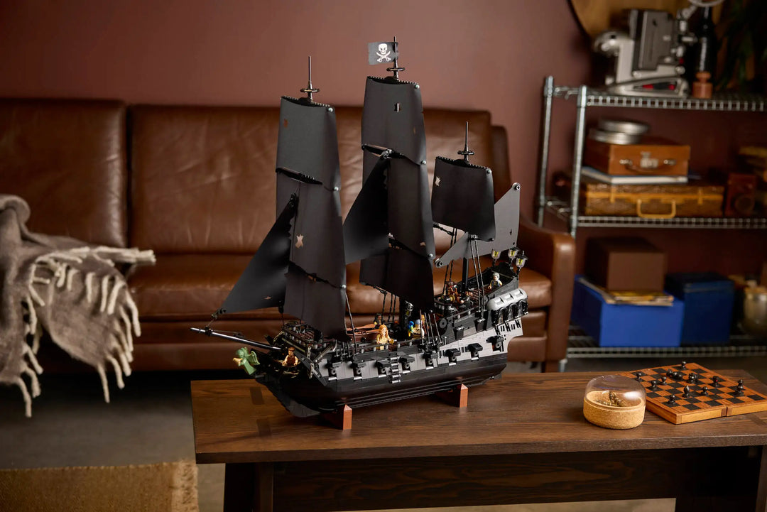 10365 Captain Jack Sparrow’s Pirate Ship