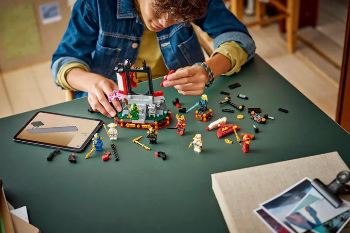 71866 Ninja Character Display 15th Anniversary