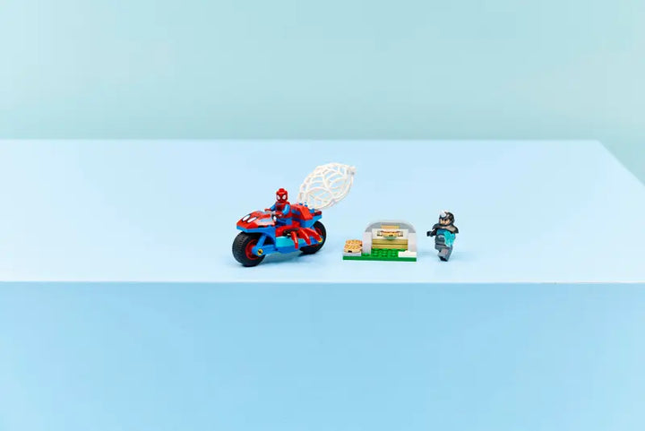 11206 Spidey on his Motorcycle vs. Rhino