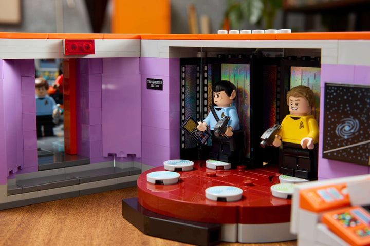 11385 Star Trek: U.S.S. Enterprise NCC-1701™ Bridge