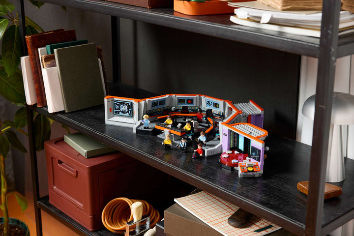 11385 Star Trek: U.S.S. Enterprise NCC-1701™ Bridge