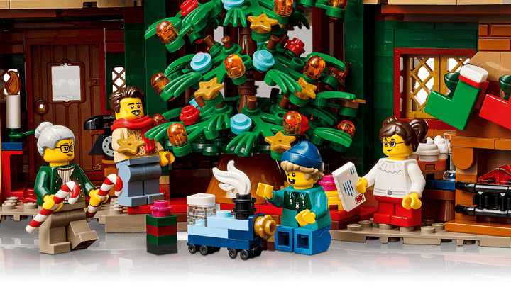 11387 Holiday House