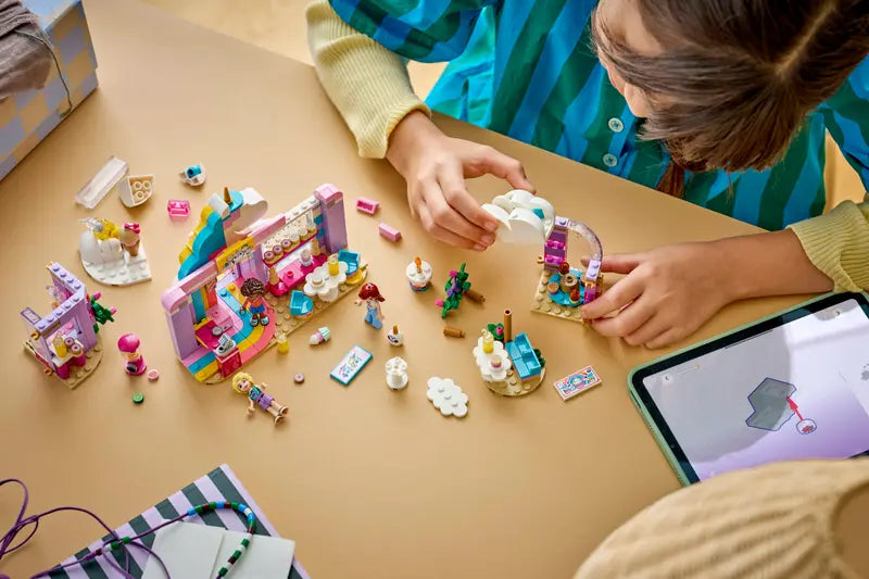 42684 Unicorn Dream Café