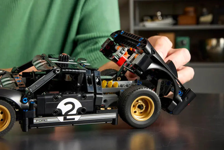 42223 1966 Ford GT40 MKII Race Car