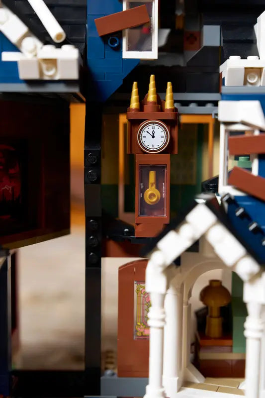 11370 Stranger Things: The Creel House