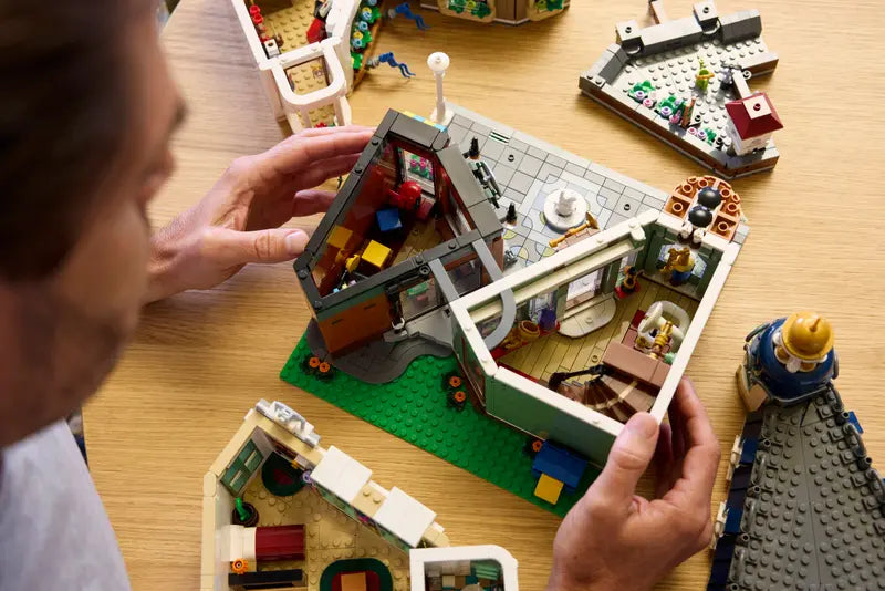 11371 Shopping Street