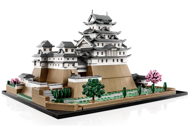 21060 Himeji Castle