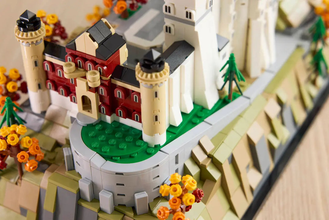 21063 Neuschwanstein Castle