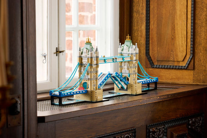 21067 Tower Bridge