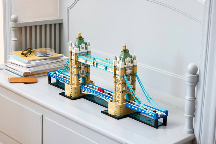 21067 Tower Bridge