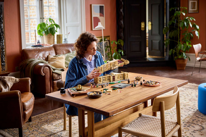 21373 Downtown Abbey