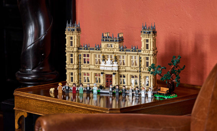 21373 Downtown Abbey