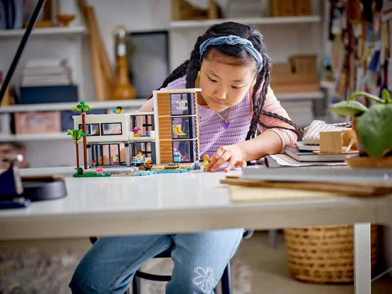 31153 Modern House Box Of Bricks