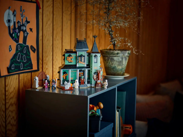 31167 Haunted Mansion