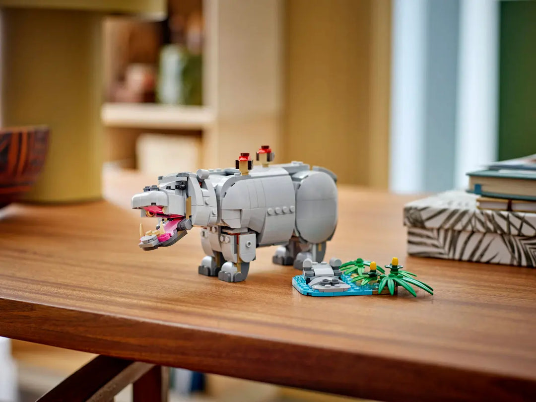 31171 Wild Animals: Majestic Rhino With Birds