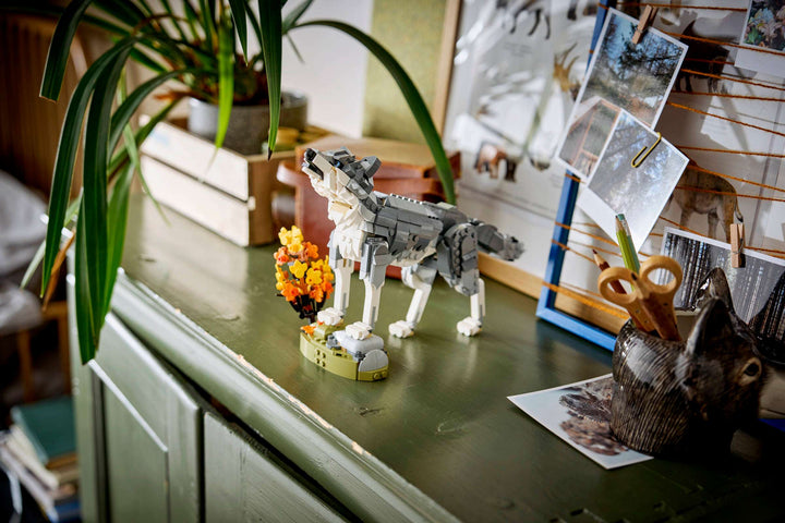31393 Forest Animals: Gray Wolf