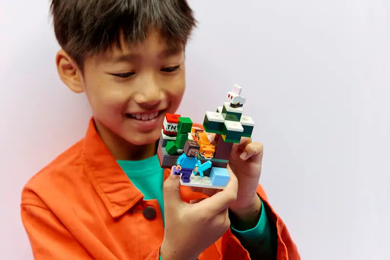 21583 Steve's Taiga Adventure