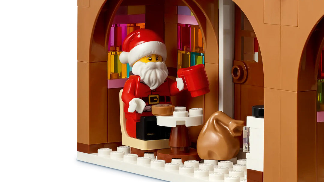 40809 Festive Gingerbread House