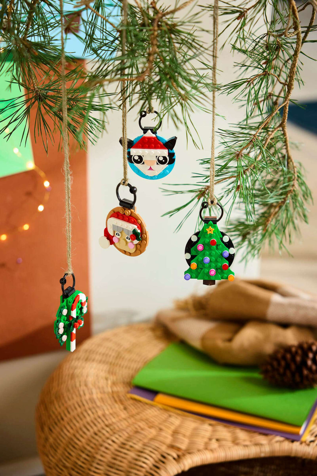 40862 Holiday Ornament Selection 2
