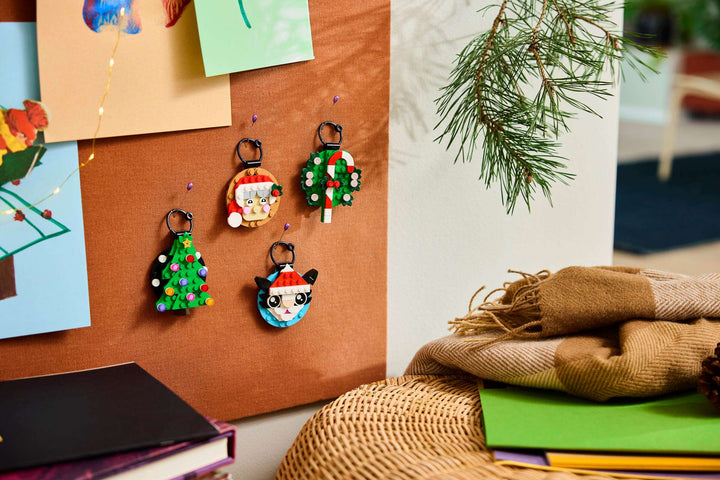 40862 Holiday Ornament Selection 2