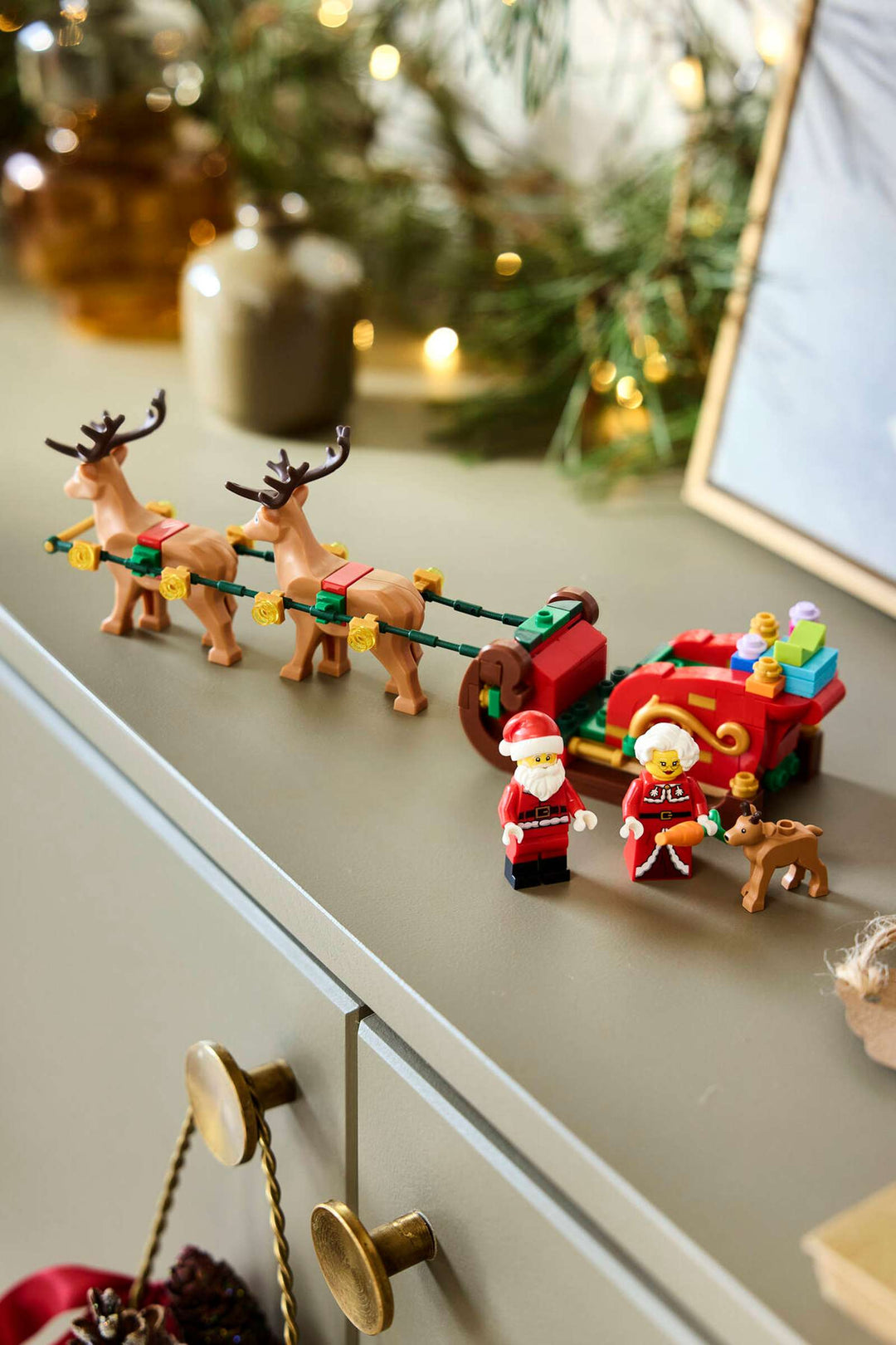 40866 Santa's Holiday Sleigh Adventure