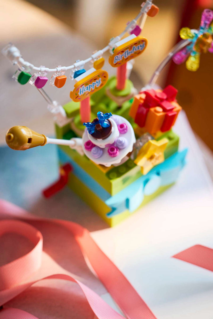 40871 Gift Box Celebration