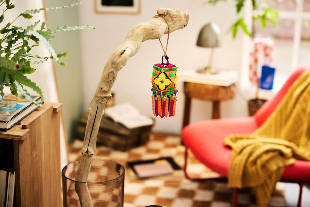40873 Colorful Lantern