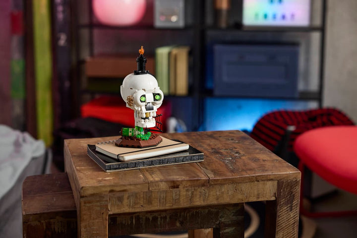 40883 Halloween Skull Candle