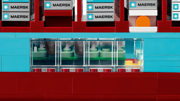 40955 Maersk Dual-Fuel Container Vessel