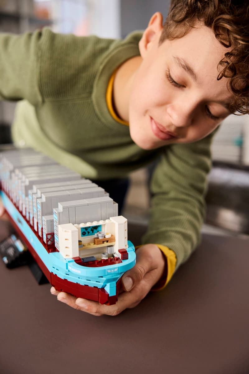 40955 Maersk Dual-Fuel Container Vessel