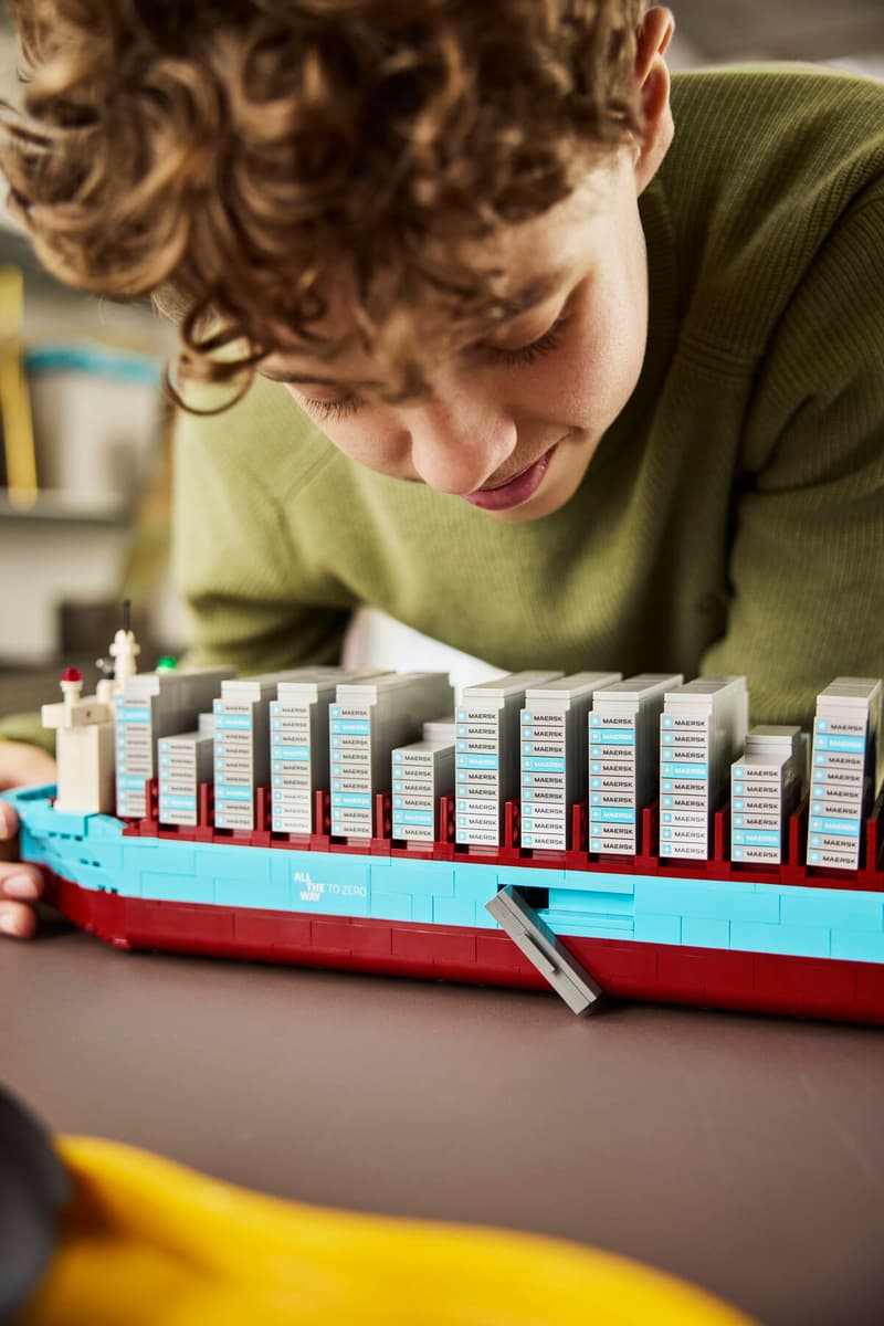 40955 Maersk Dual-Fuel Container Vessel