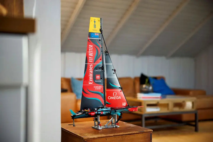Ac75 Icon 42174 Emirates Team New Zealand AC75 Yacht – Box Of Bricks