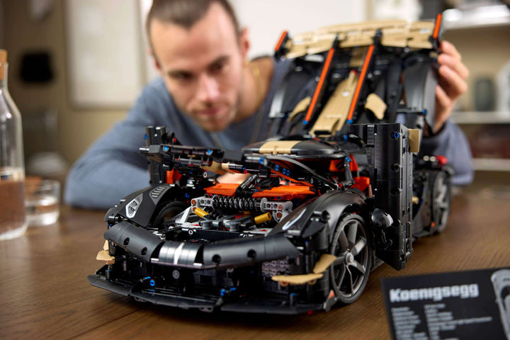 42232 Koenigsegg Sadair's Spear Megacar