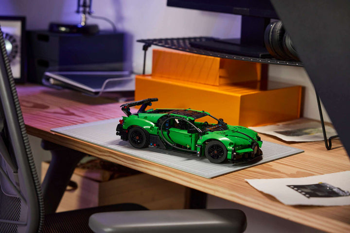 42241 Green Bugatti Chiron Pur Sport Hypercar
