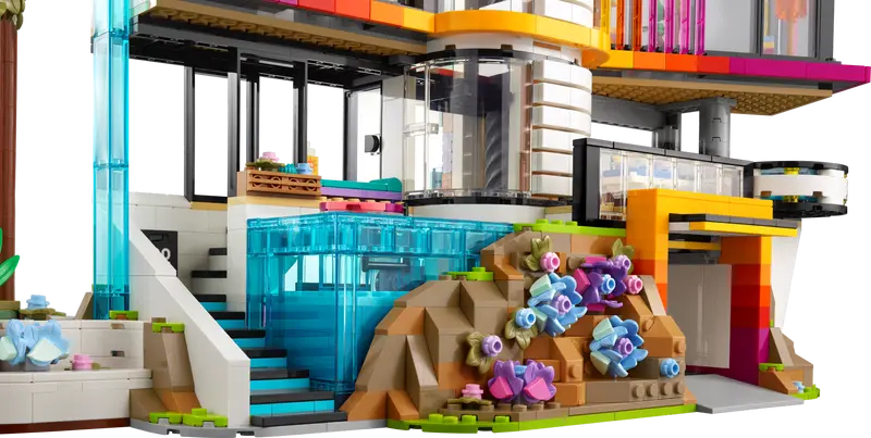 42639 Andrea's Modern Mansion – Box Of Bricks