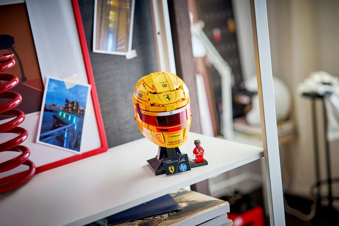 43022 Scuderia Ferrari HP Lewis Hamilton Helmet