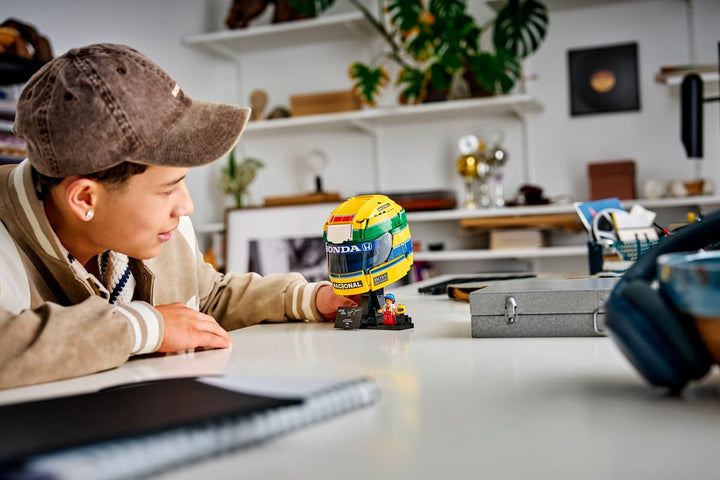 43024 Ayrton Senna Helmet