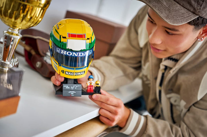 43024 Ayrton Senna Helmet