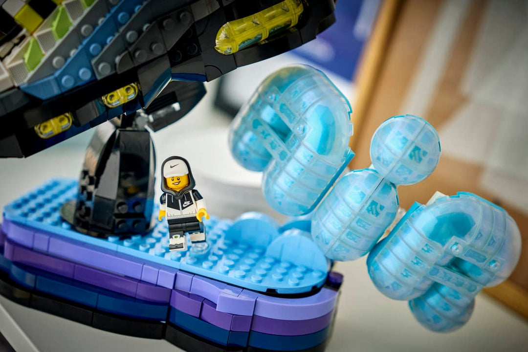 43025 Nike Air Max 95 x LEGO® Set