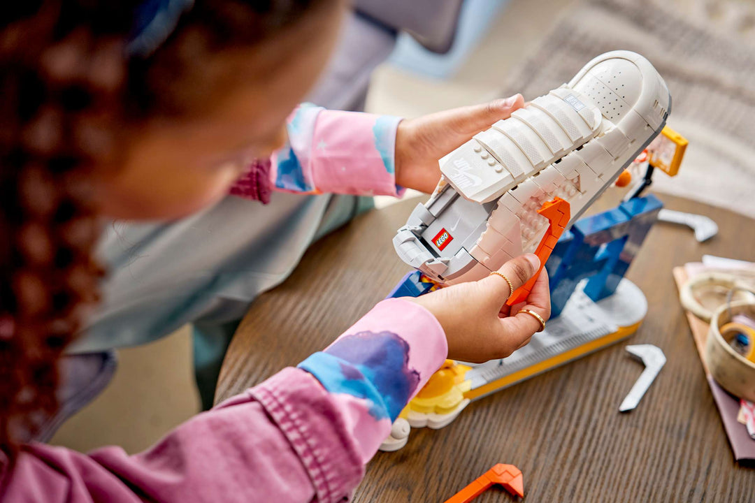 43026 Nike Air Force 1 x LEGO® Set