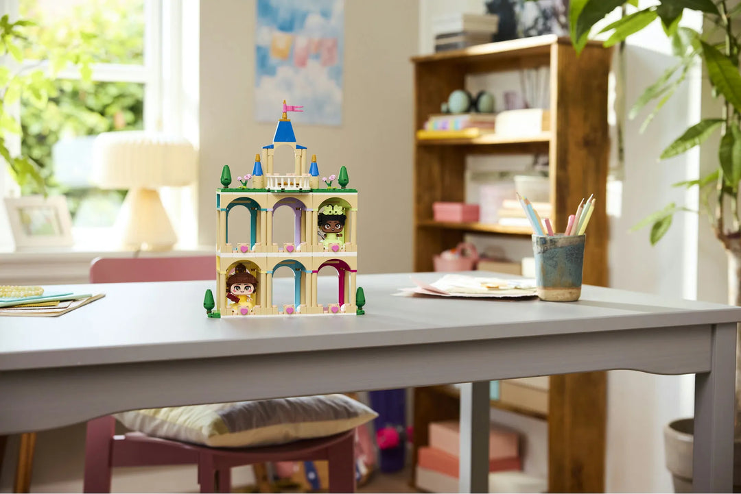43291 Mini Belle & Tiana with Castle
