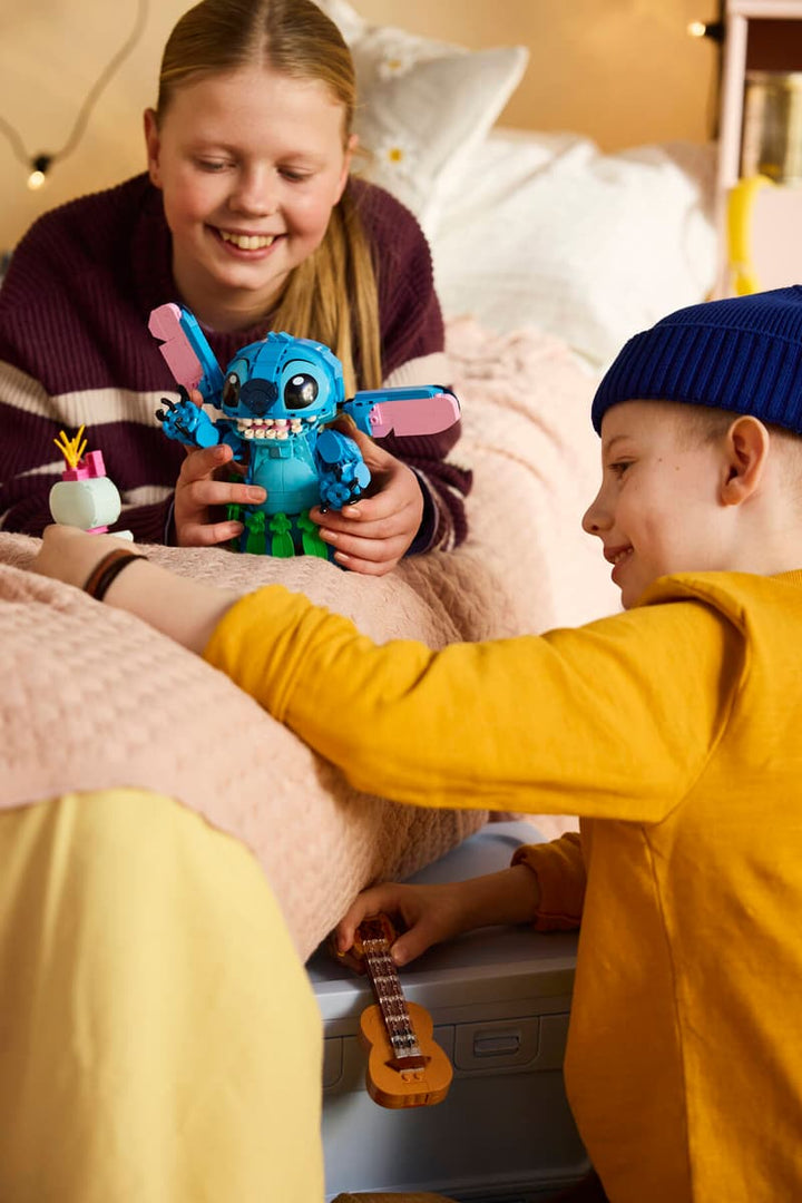 43296 Stitch & Scrump