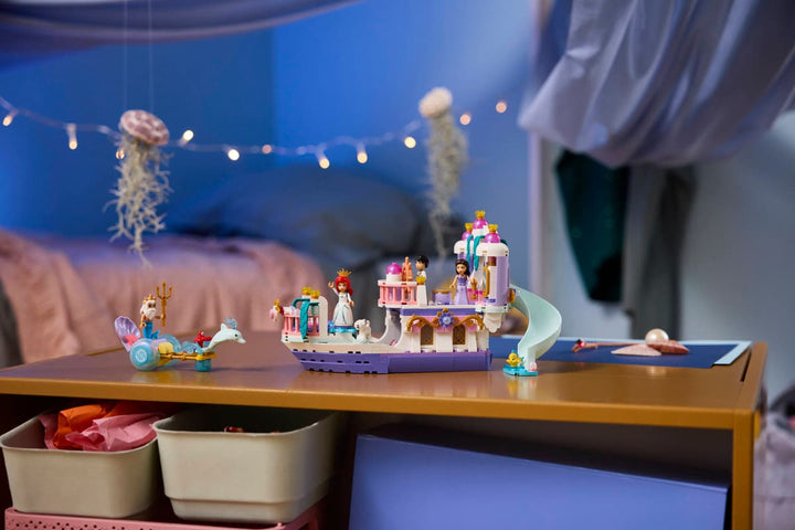 43299 Ariel's Royal Wedding Boat