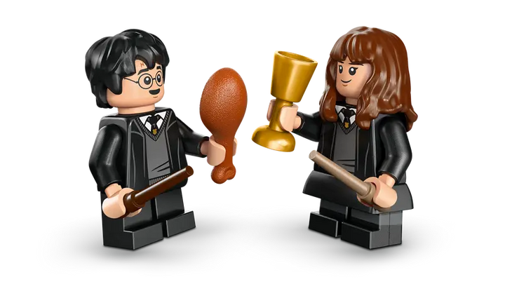 76460 Hogwarts™ Castle: Sorting Hat™ Ceremony