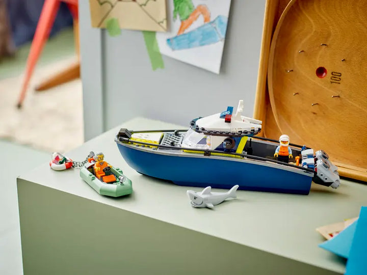 60456 Police Boat Chase