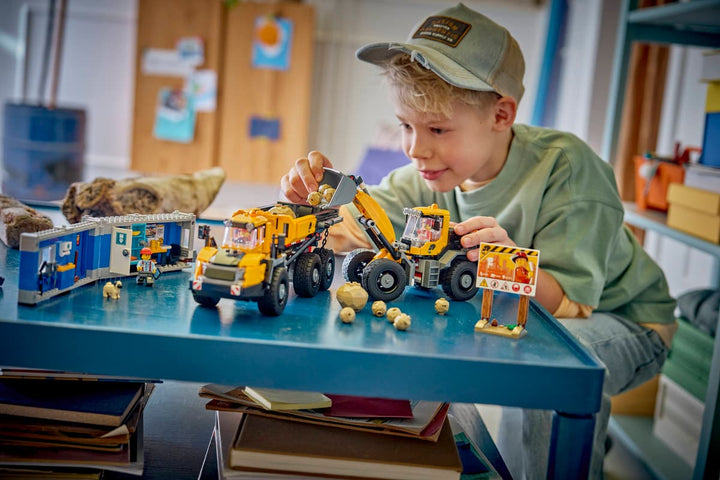 60494 Dump Truck & Front End Loader