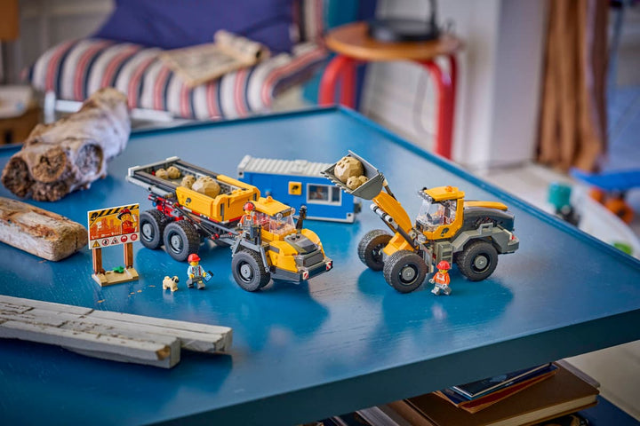 60494 Dump Truck & Front End Loader