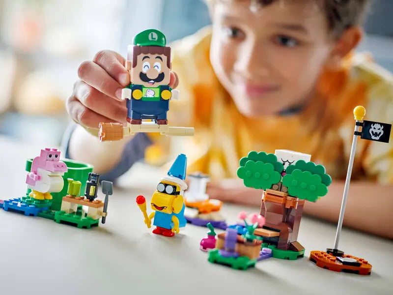 71440 Adventures with Interactive LEGO® Luigi™ – Box Of Bricks