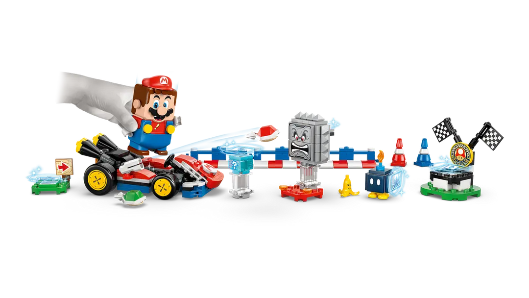 72043 Mario Kart™ – Interactive LEGO® Mario™ & Standard Kart
