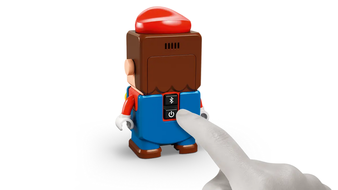 72043 Mario Kart™ – Interactive LEGO® Mario™ & Standard Kart